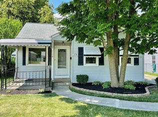 1176 Genesee Ave, Mayfield Heights, OH 44124