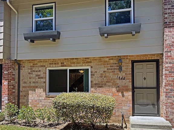 2nd image of 1448 Carnot Dr