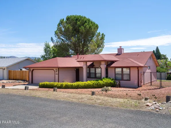 1085 N Latigo Ln, Dewey, AZ 86327