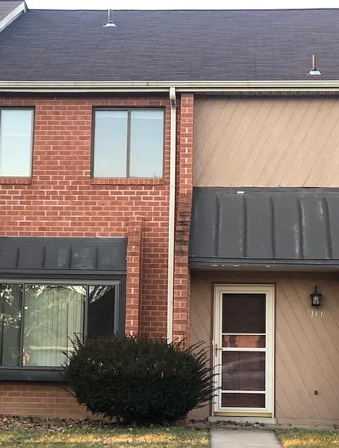 3 bed, 2.5 bath, 1750 sqft, $2,495 — Photo 2