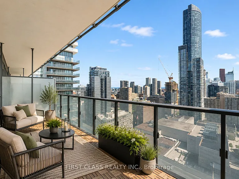 15 Grenville St #2902 — Photo 23