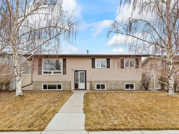 302 W Stuart St, Foothills County, AB T0L 0J0