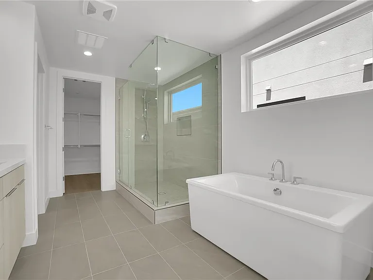 168 Creation St — Photo 30