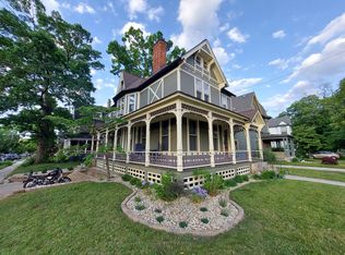 558 Fountain St NE #1, Grand Rapids, MI 49503