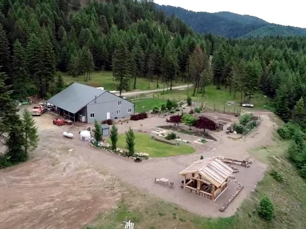 6071 Bead Lake Rd, Newport, WA 99156