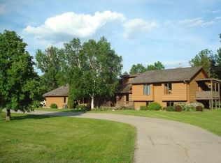 1630 Round Hill Dr, Fargo, ND 58104