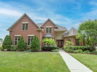 556 W Center St, Itasca, IL 60143