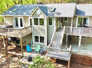7362 Rabbit Run Rd, Roanoke, VA 24018