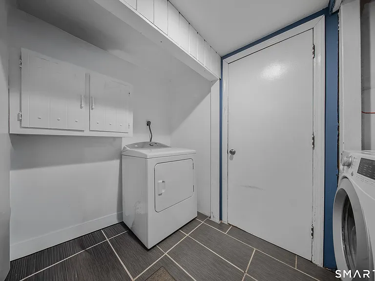 67 Beecher Ave — Photo 13