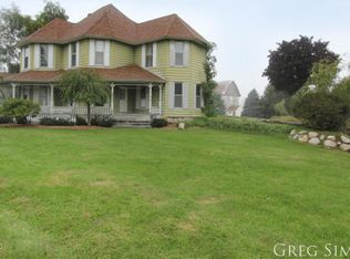 693 Ten Mile Rd NW, Sparta, MI 49345