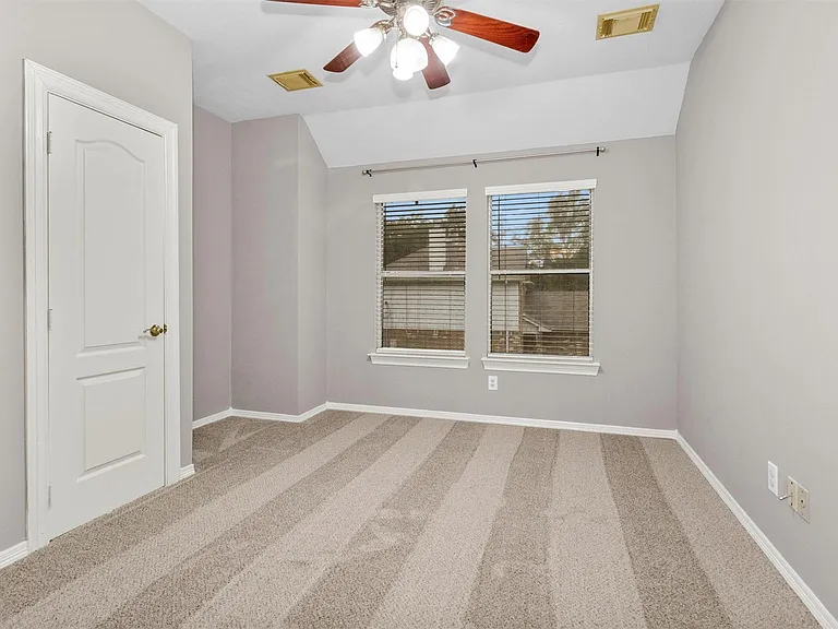 7223 Wedgewood Dr — Photo 32