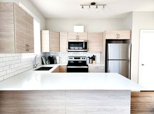 10111 117th Ave NW #D21B83ABC, Edmonton, AB T5G3A5