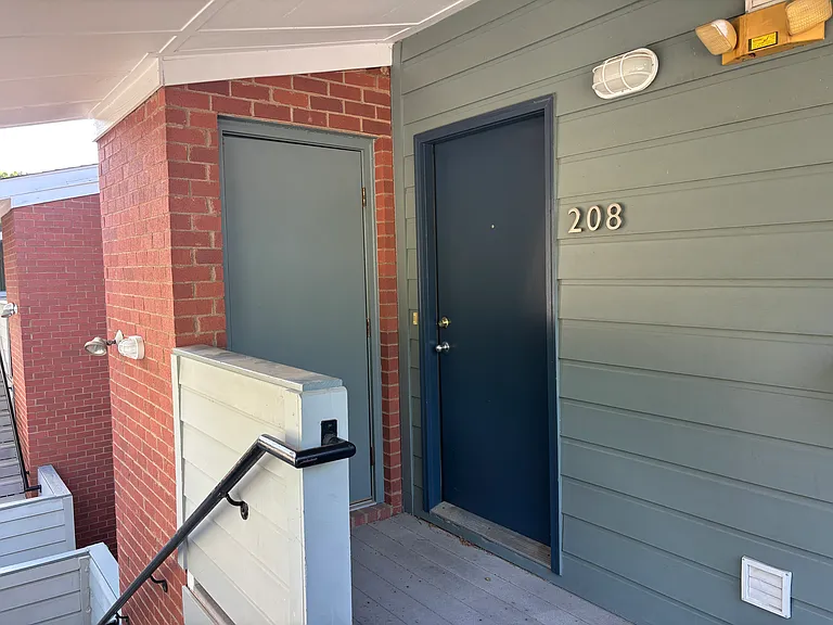 2745 Grinstead Dr #208 — Photo 5