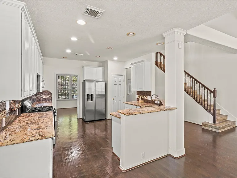 20510 Pioneer Bend Ct — Photo 19