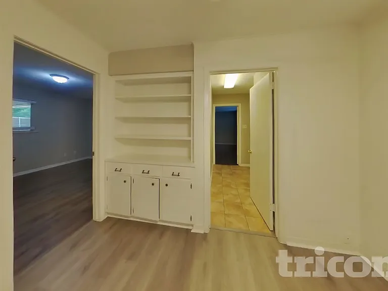 908 Hilton Pl — Photo 6