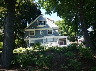 29 Colbourne Cres, Brookline, MA 02445