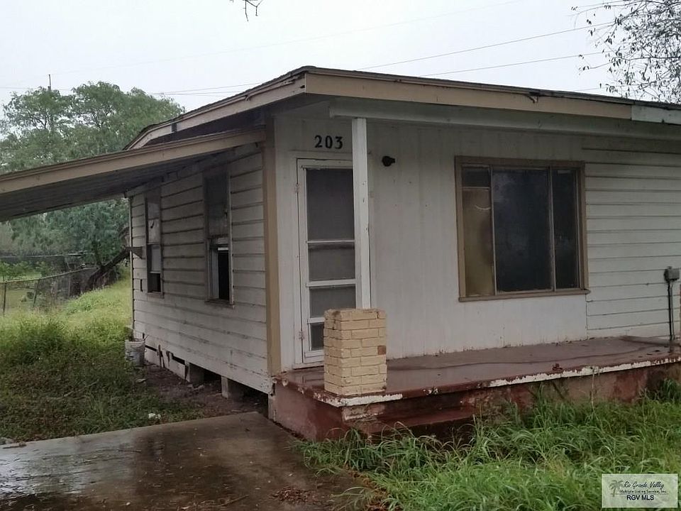 2nd image of 203 Linda Ln