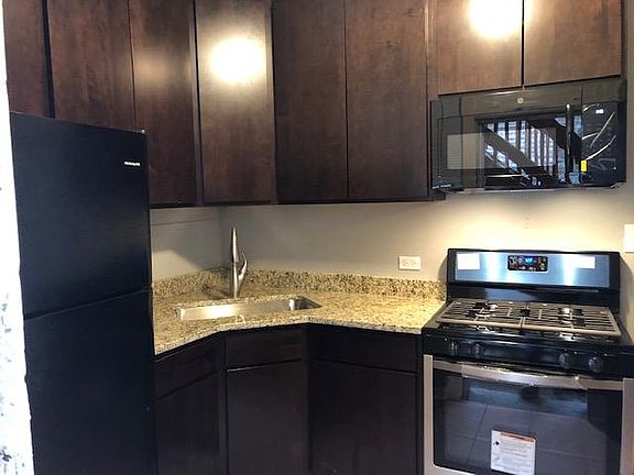 5th image of 2035 N Kildare Ave APT 1