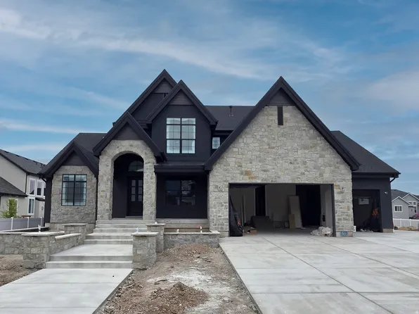 39 N Hayfield Cir, Kaysville, UT 84037