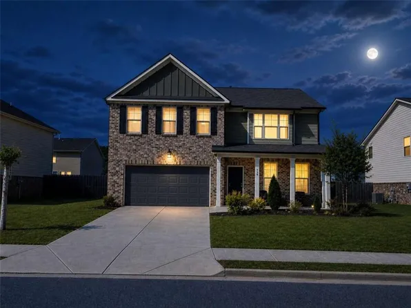 372 Layfield Dr, Jonesboro, GA 30238