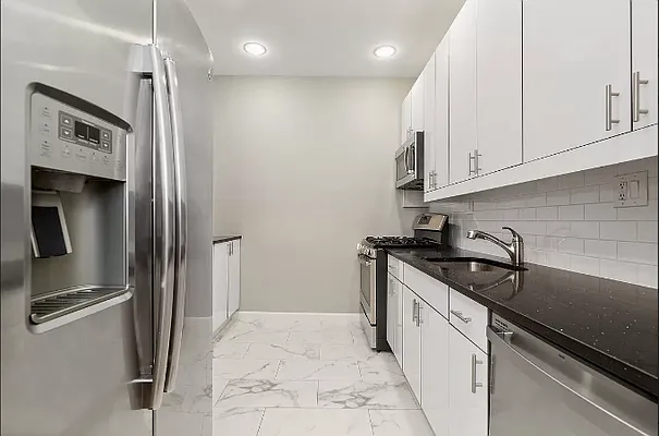 Rented by REAL New York | media 8