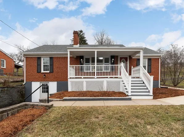 354 Linden Dr, Staunton, VA 24401