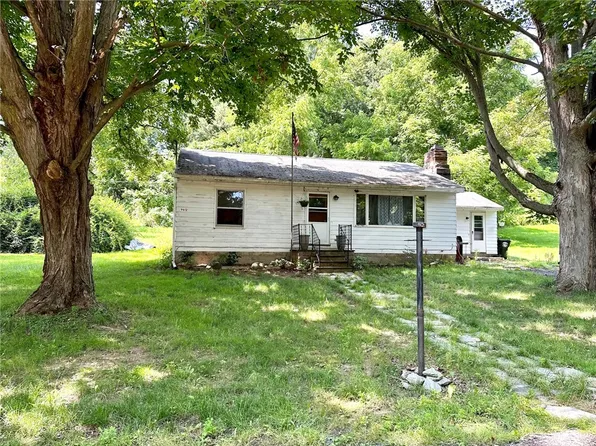 9612 Clancy Rd, Hunt, NY 14846