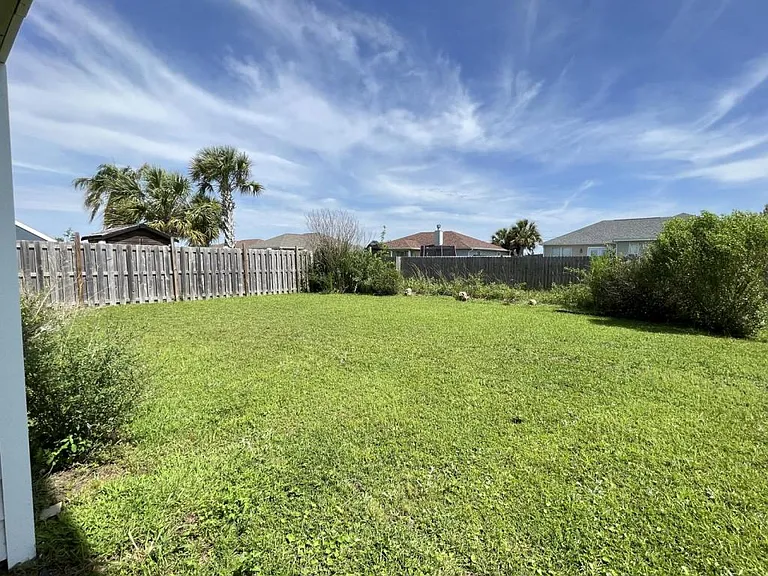 4840 McCall Ln — Photo 32