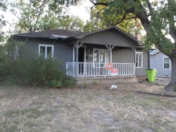 219 W 20th St, Stuttgart, AR 72160