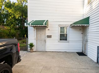 314 E 138th St #1R, Riverdale, IL 60827