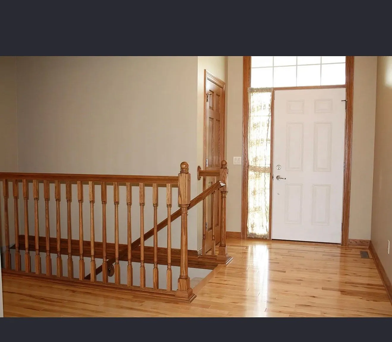 4 bed, 2680 sqft, $2,695 — Photo 2