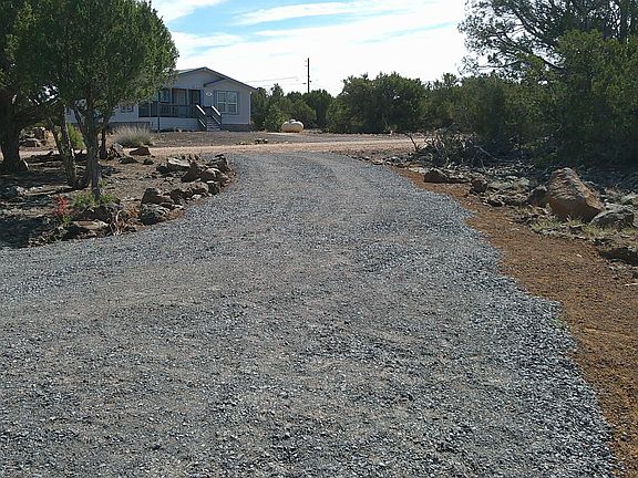 3rd image of 8285 Ridge Dr