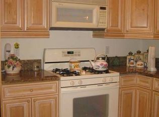 202 Four Seasons Dr UNIT 202, Wayne, NJ 07470