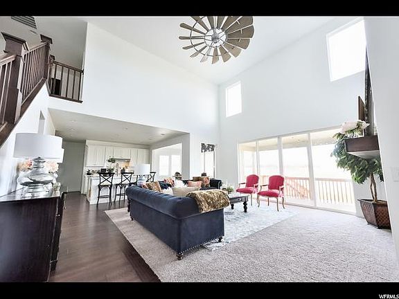 5th image of 3866 W Young Lucerne Cir