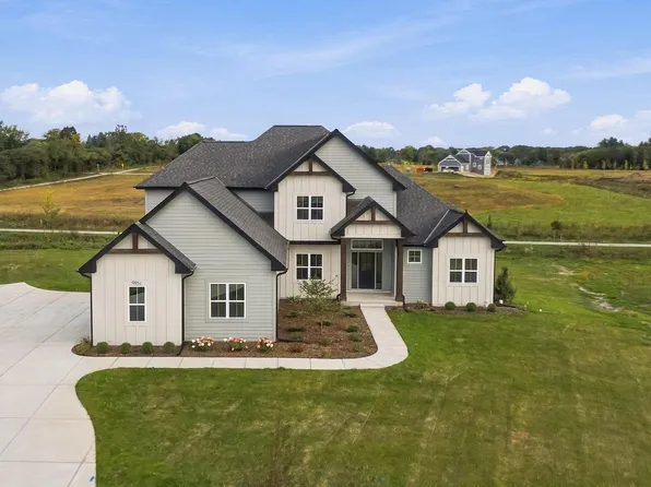 9951 Cygnet COURT, Mequon, WI 53097