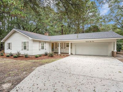 1401 Crooked Oak Dr., Pawleys Island, SC, 29585