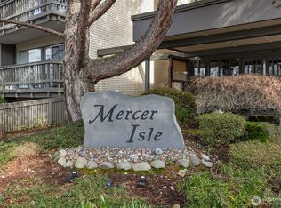 2500 81st Avenue SE #118, Mercer Island, WA