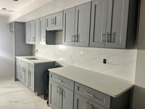 679 Cleveland St, Brooklyn, NY 11208