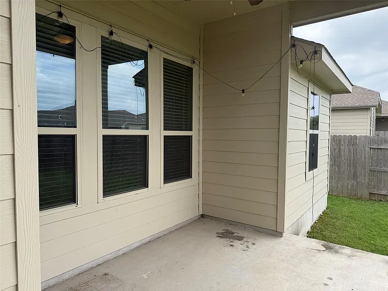 3328 Lauren Nicole Ln — Photo 19