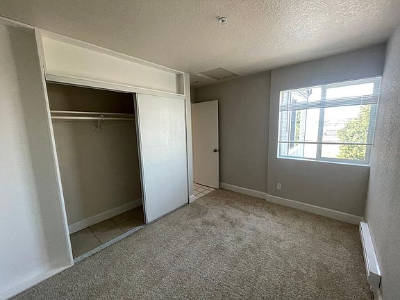 4th image of 29371 Dixon St APT 313