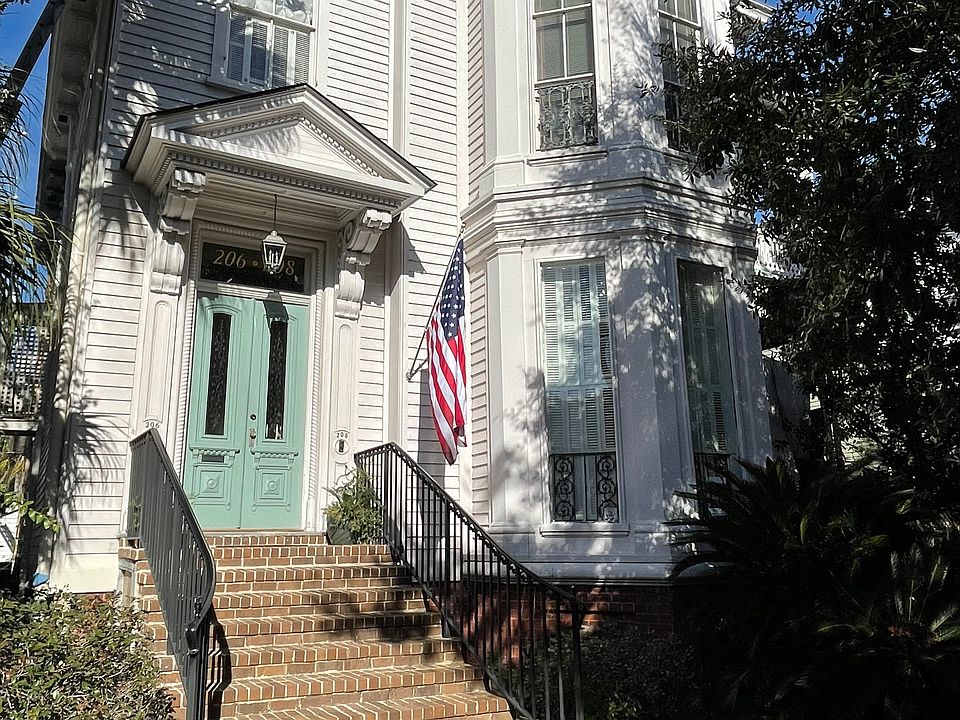 1st image of 206 E Gwinnett St Floor 2