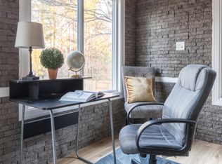 102 Oak Brook Dr, Madison, AL 35758