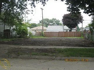 1637 E Evelyn Ave photo 1