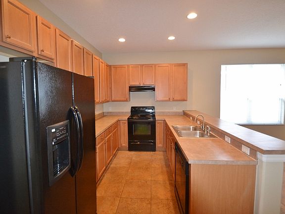 2nd image of 645 Dartford Ct