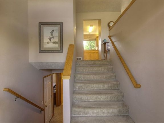4th image of 2316 E 52nd Ln