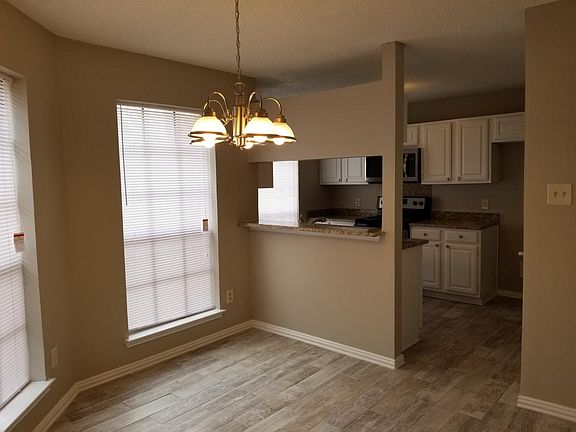 5th image of 1035 Thistle Dr