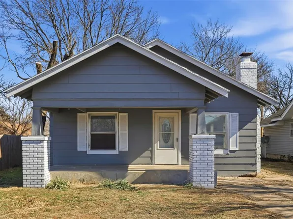 325 S Palm St, Ponca City, OK 74601