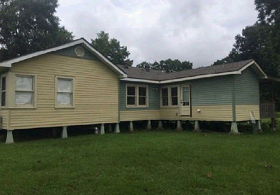 3rd image of 107 Delcambre Rd
