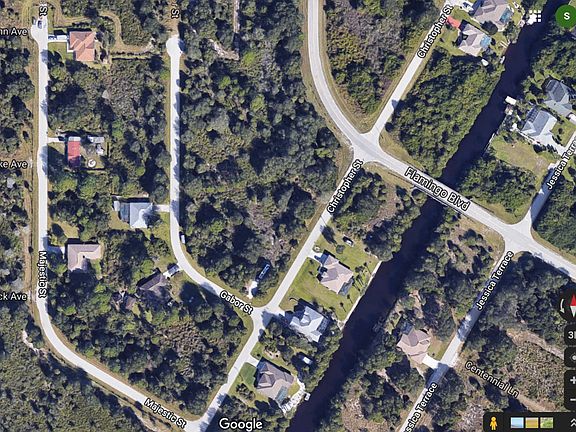3rd image of 3226 Majestic St