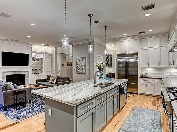 2nd image of 11938 Kimberley Ln